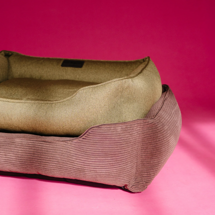 Chester & Lee | Cotton Sleeper Dog Bed Olive