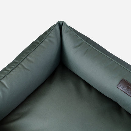 Chester & Lee | Waterproof Sleeper Dog Bed Green