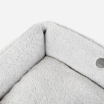 Chester & Lee | Furry Sleeper Dog Bed Gray