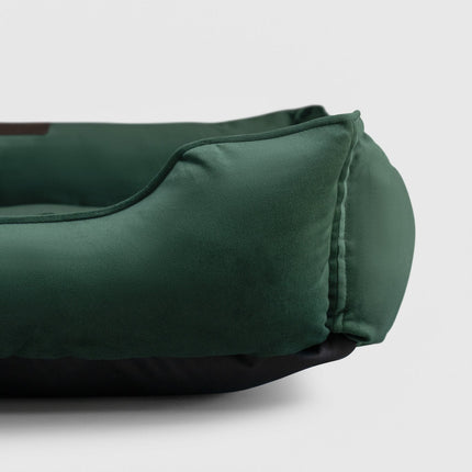Chester & Lee | Classic Velvet Sleeper Dog Bed Green