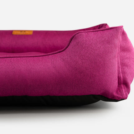 Chester & Lee | Cotton Sleeper Dog Bed Berry Pink